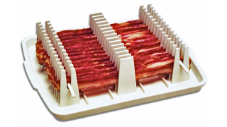 Illustration for article titled Deals: The Best Wireless Headphones, Roll Your Own Aereo, Faster Bacon